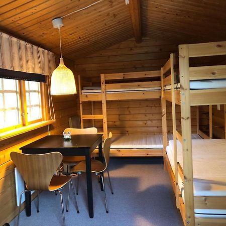 Timber Cottages With Jacuzzi And Sauna Near Lake Vaenern Karlstad Extérieur photo